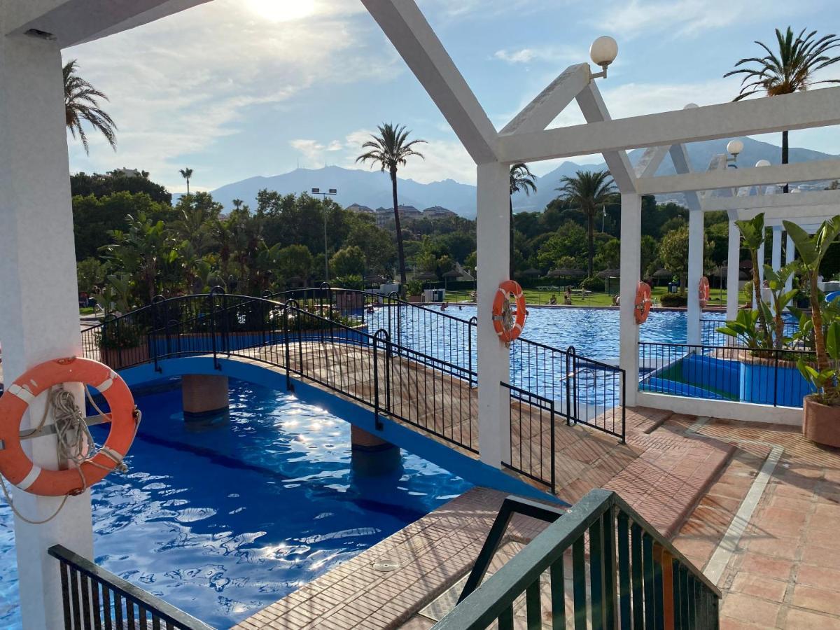 Benal Beach Apartamento Mountain View เบนัลมาเดนา ภายนอก รูปภาพ