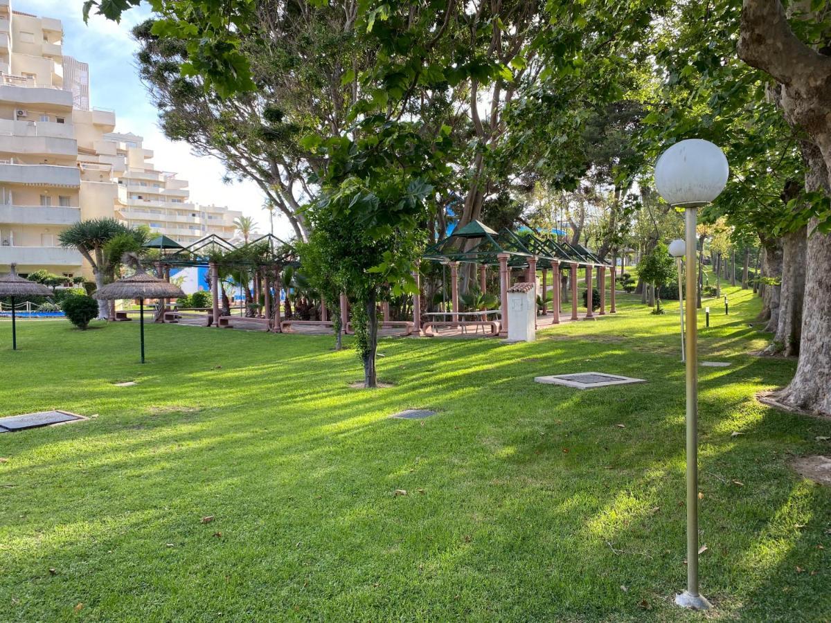 Benal Beach Apartamento Mountain View เบนัลมาเดนา ภายนอก รูปภาพ