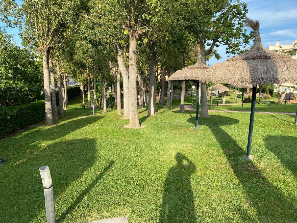 Benal Beach Apartamento Mountain View เบนัลมาเดนา ภายนอก รูปภาพ