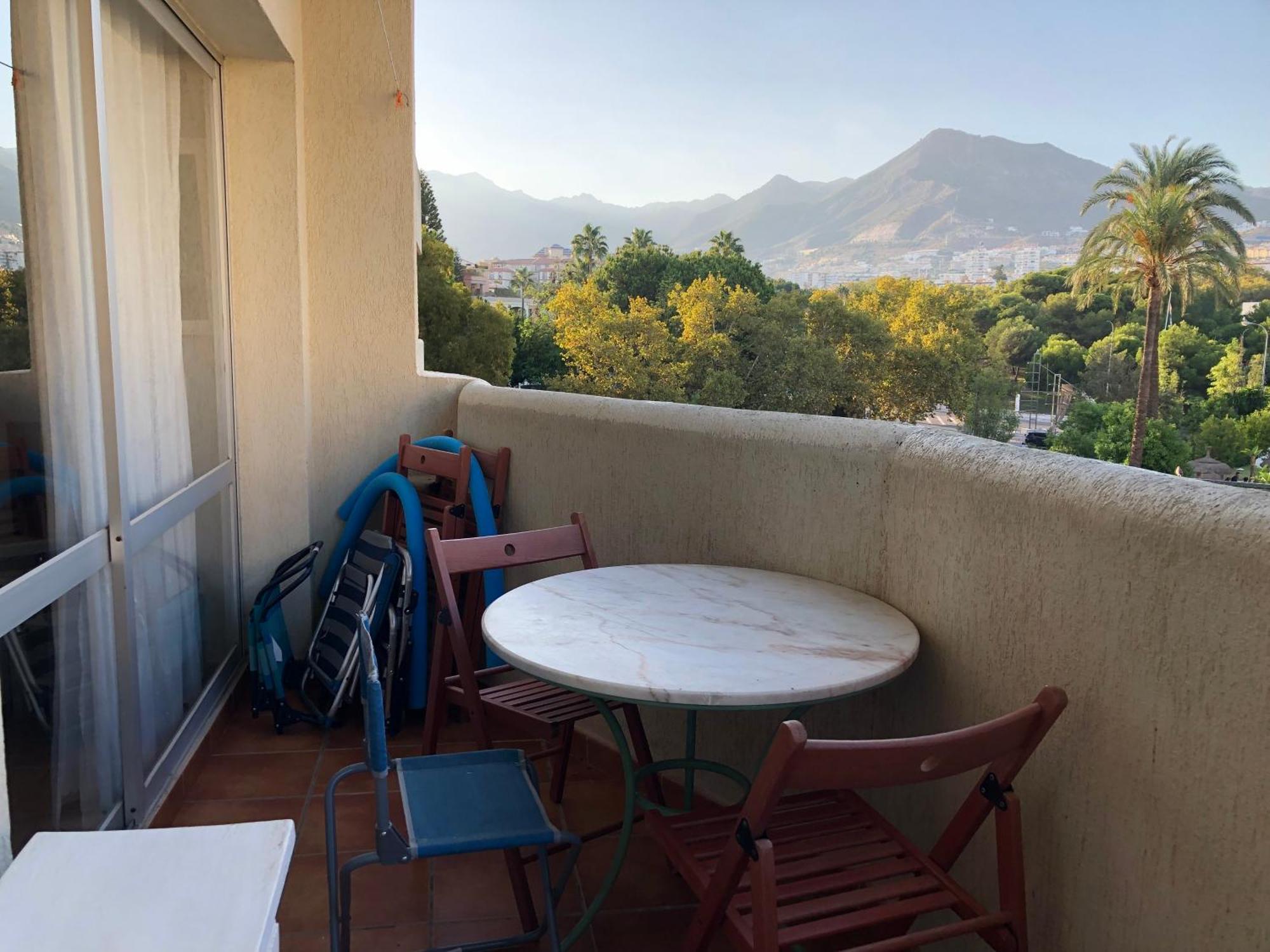 Benal Beach Apartamento Mountain View เบนัลมาเดนา ภายนอก รูปภาพ