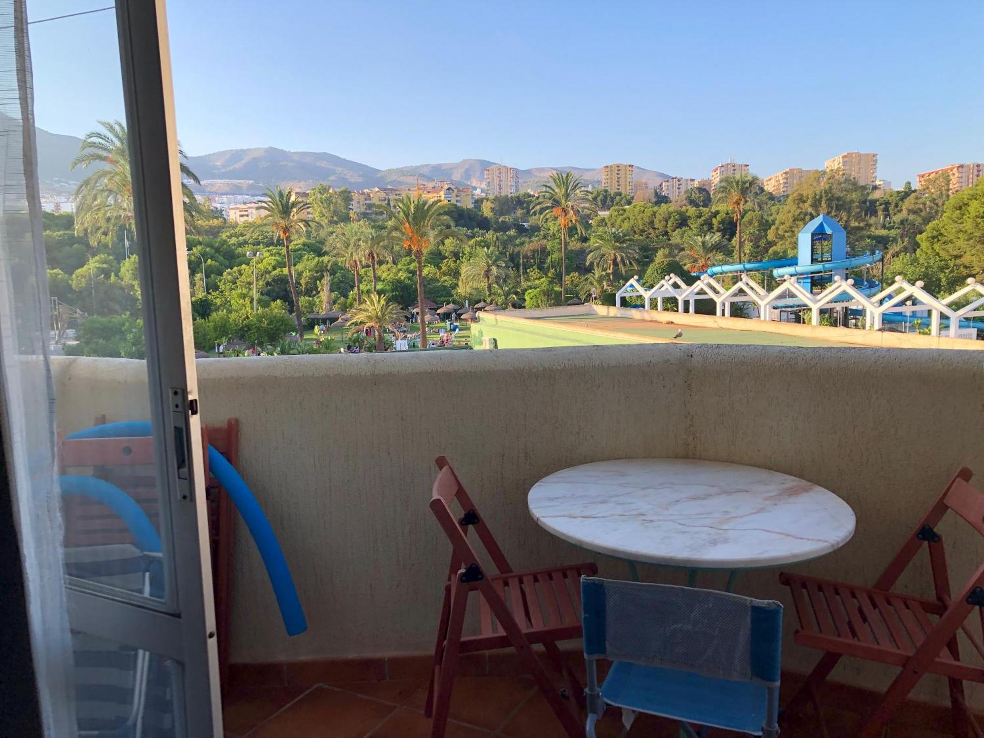 Benal Beach Apartamento Mountain View เบนัลมาเดนา ภายนอก รูปภาพ